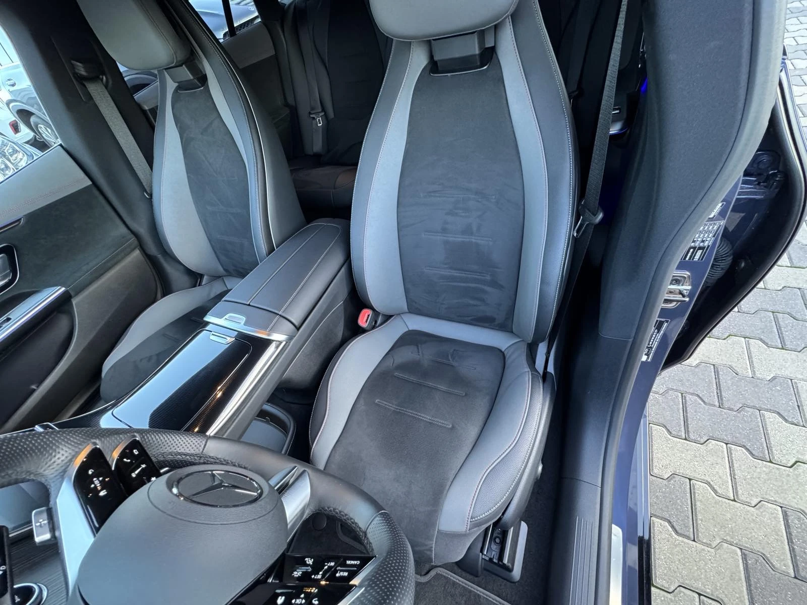 Mercedes-Benz EQE 350+ /AMGx2/KEYLESS/PANO/Assist/360/MBUX/DISTRONIC — 10