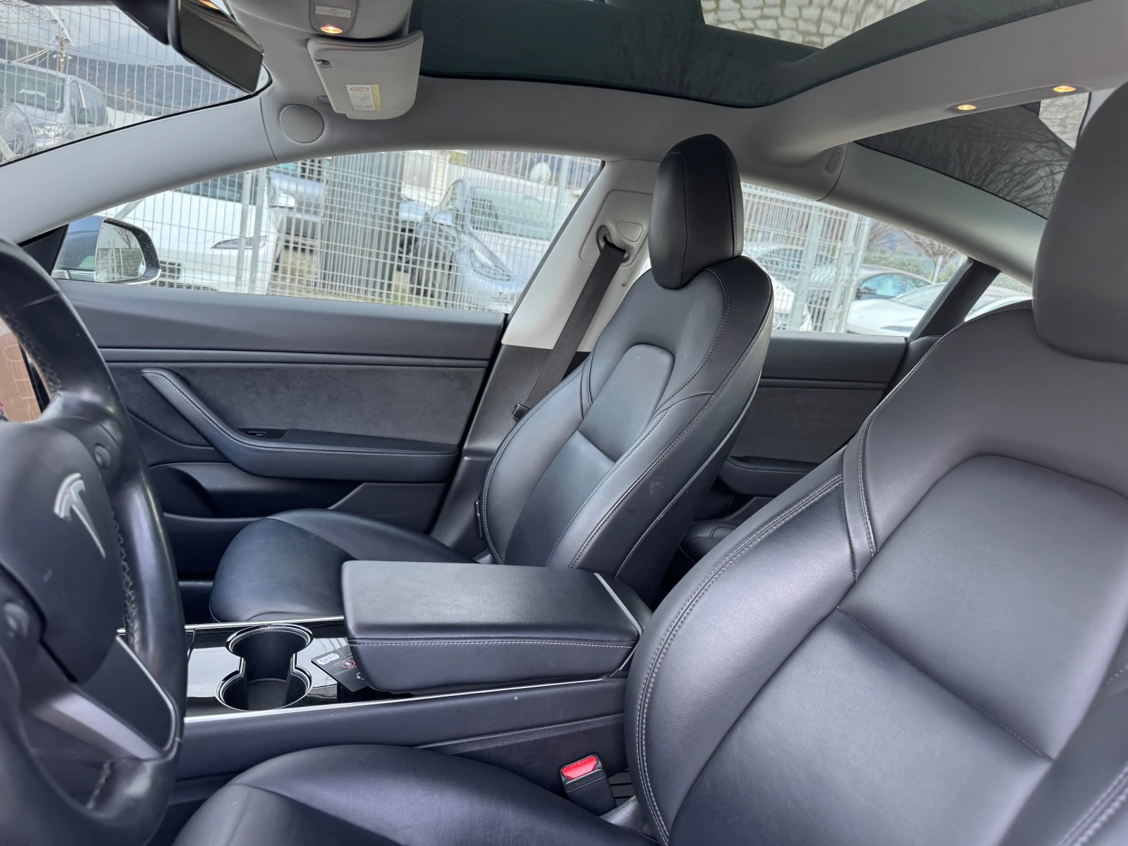 Tesla Model 3 Long — 11