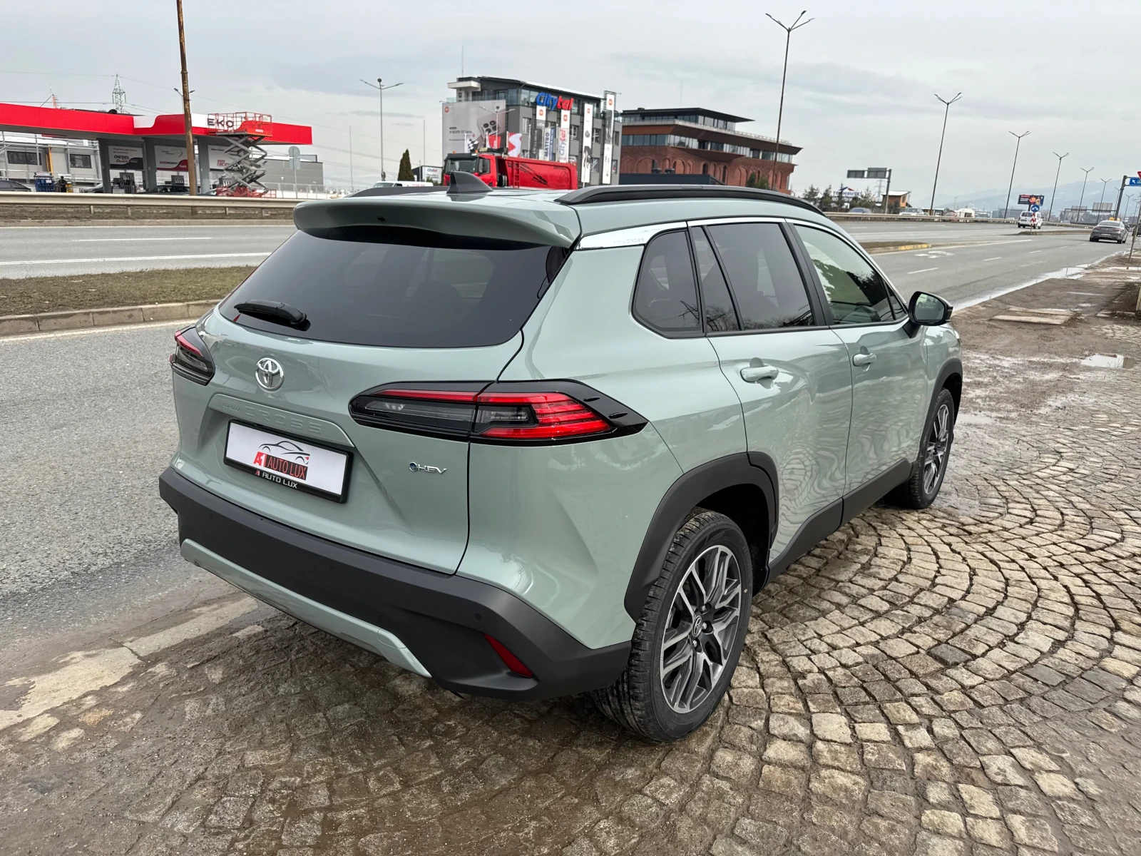 Toyota Corolla Cross 2.0 — 7