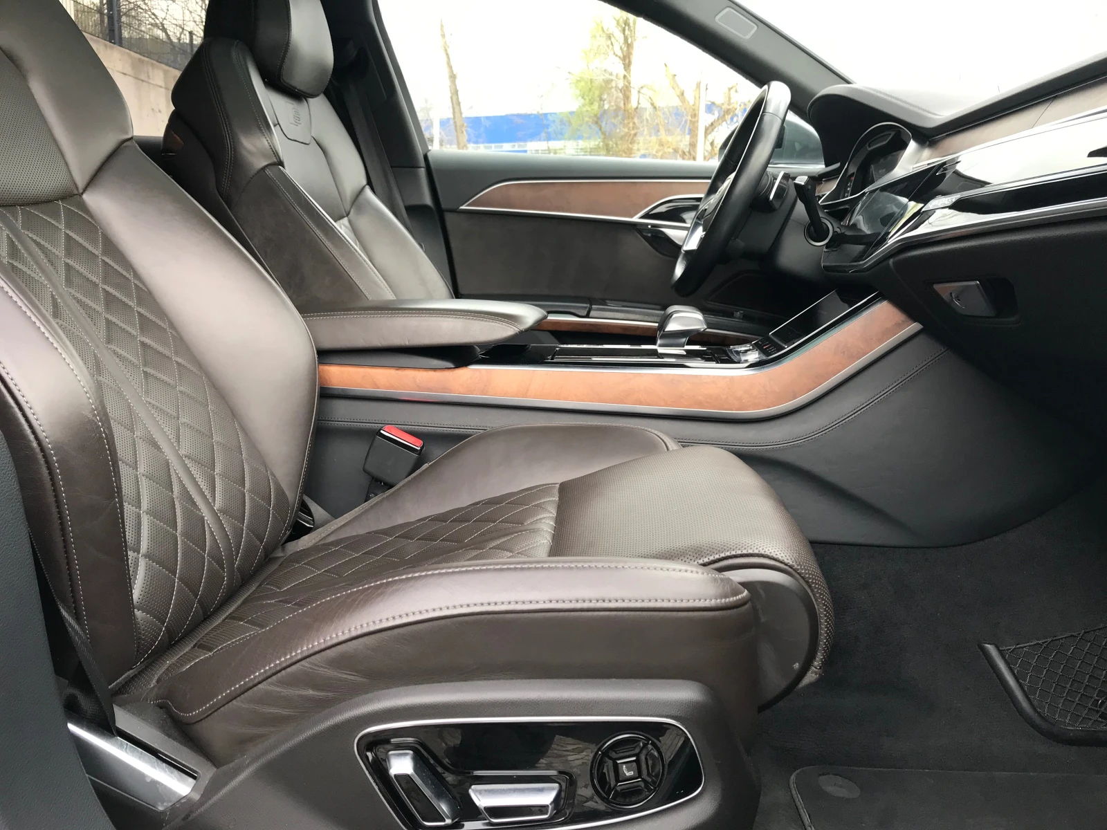 Audi A8 5.0TDI/Quattro/3xS-Line/B&O/NAVI/PANO/Excellent! Обява: — 12