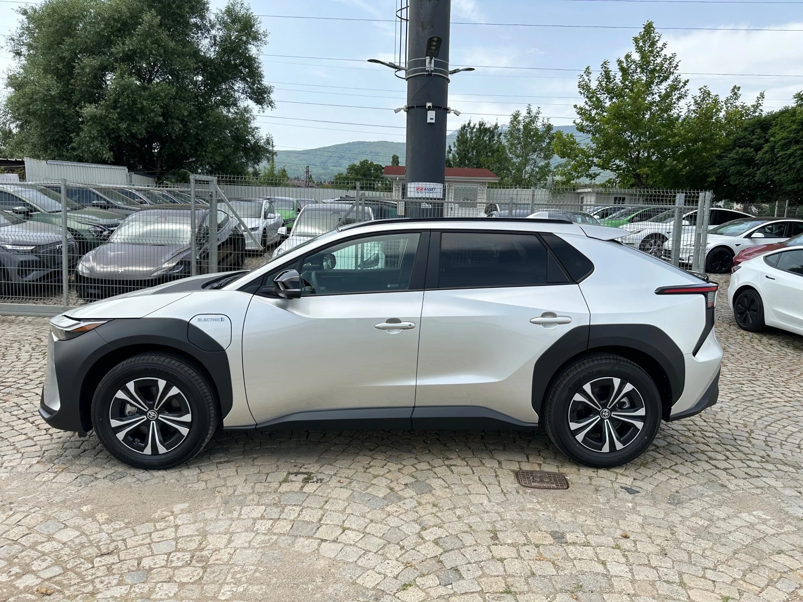 Toyota bZ4X Luxury Premium/NAVI/PANO/KAM/Full...ГАРАНЦИЯ!! — 11