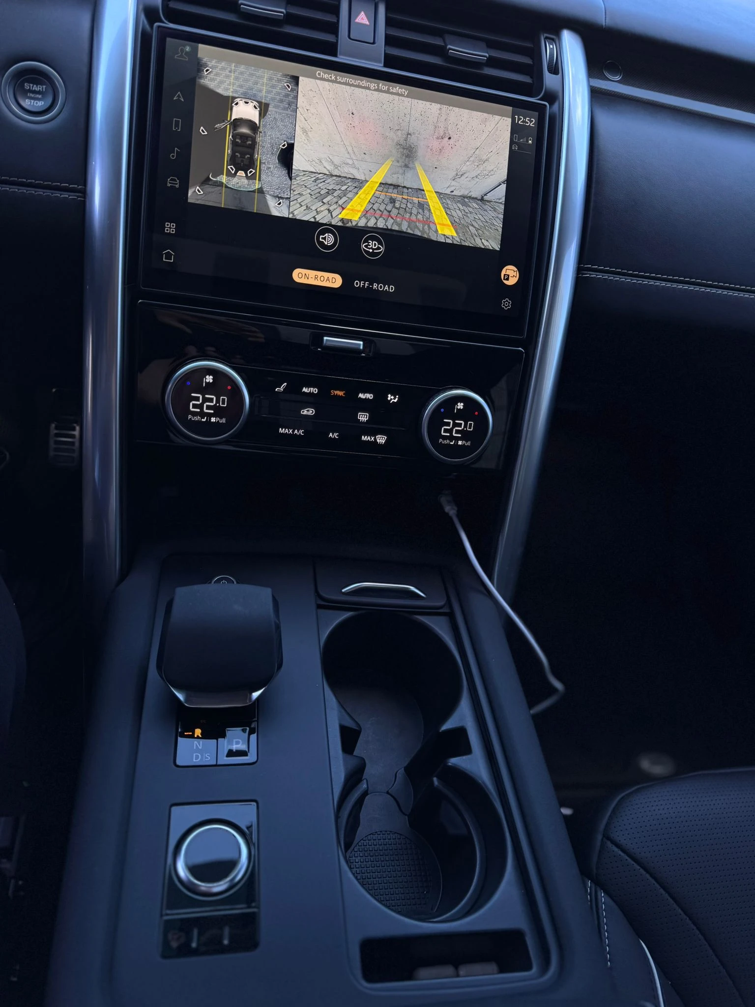 2024 Land Rover Discovery SE/R-Dynamic — 10