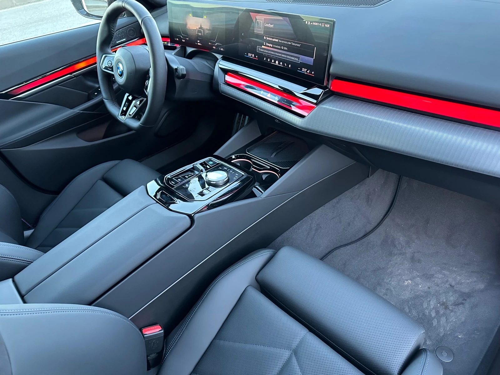 BMW i5 M-SPORT PRO — 12