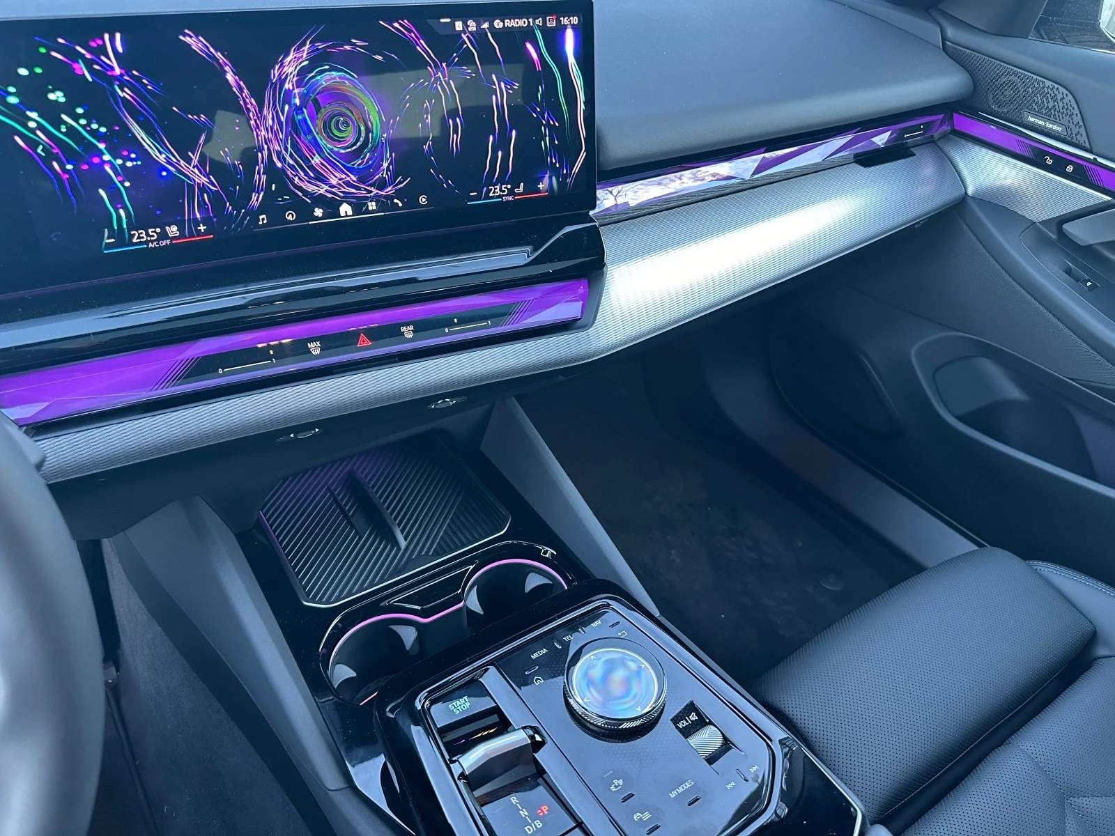 BMW i5 M-SPORT PRO — 14