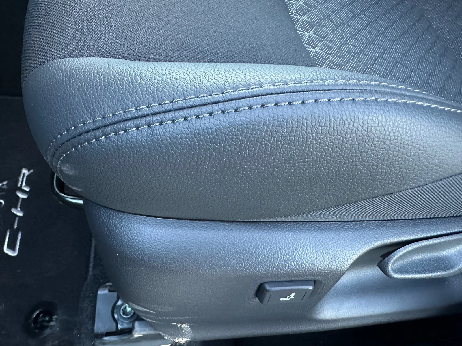 Toyota C-HR 2.0-Hybrid 185k.c./НАЛИЧНИ/ — 8