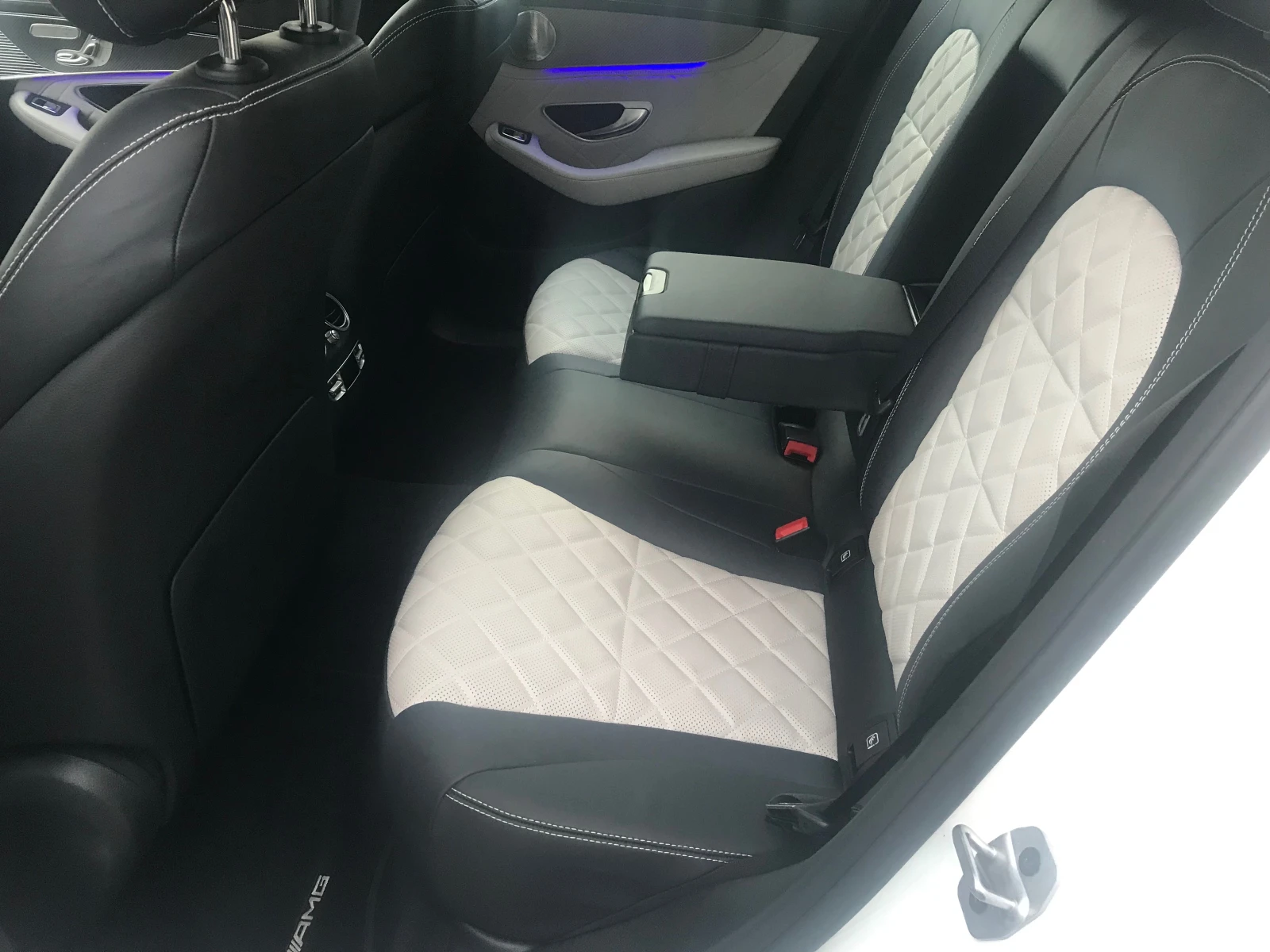 Mercedes-Benz EQC 400/AMG styling/4MATIC/HeadUP/NAVI/PANO/Full — 15