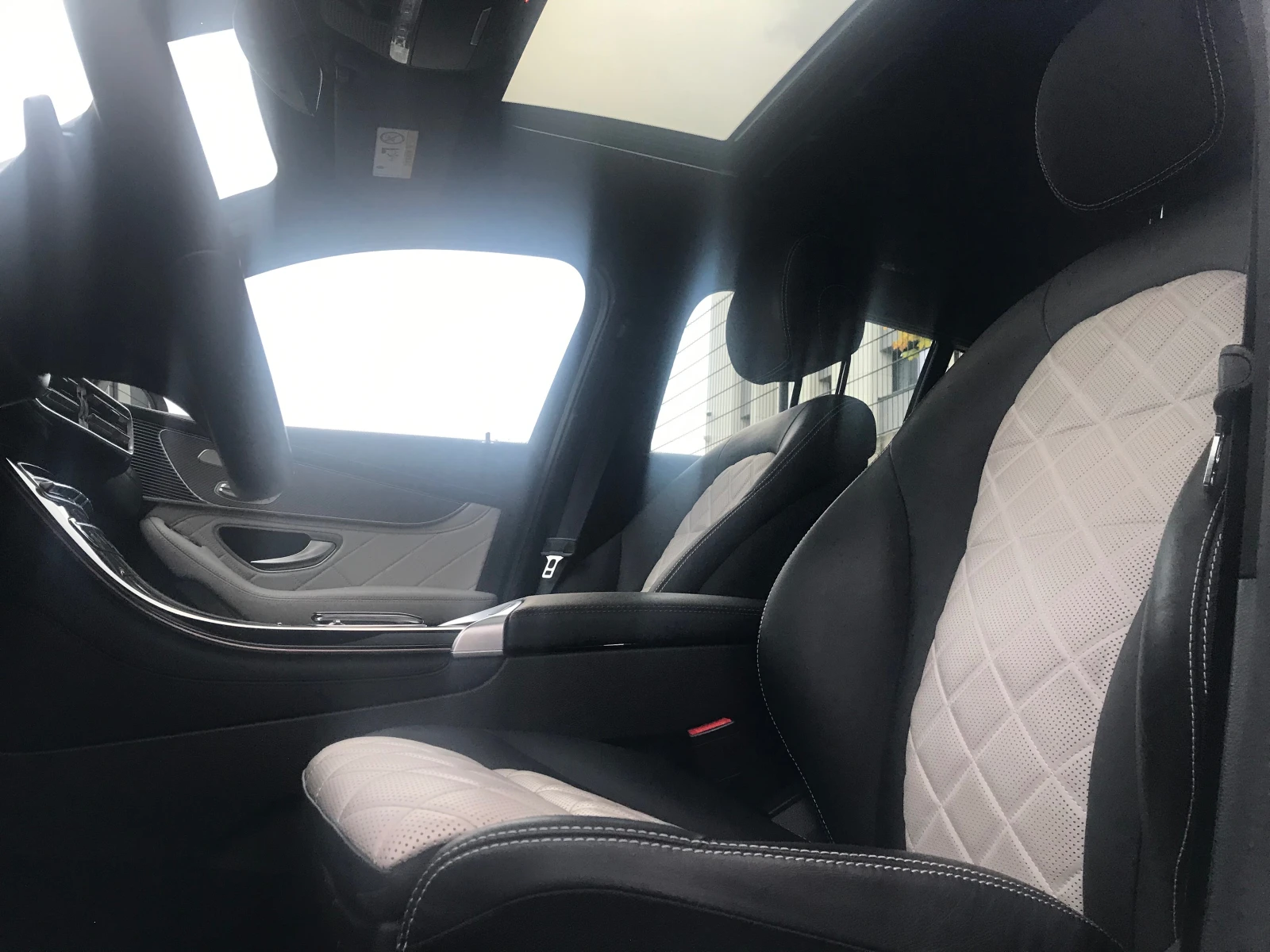 Mercedes-Benz EQC 400/AMG styling/4MATIC/HeadUP/NAVI/PANO/Full — 13