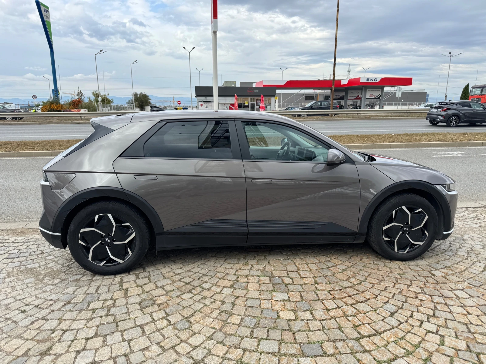 Hyundai Ioniq 5 4x4 — 7