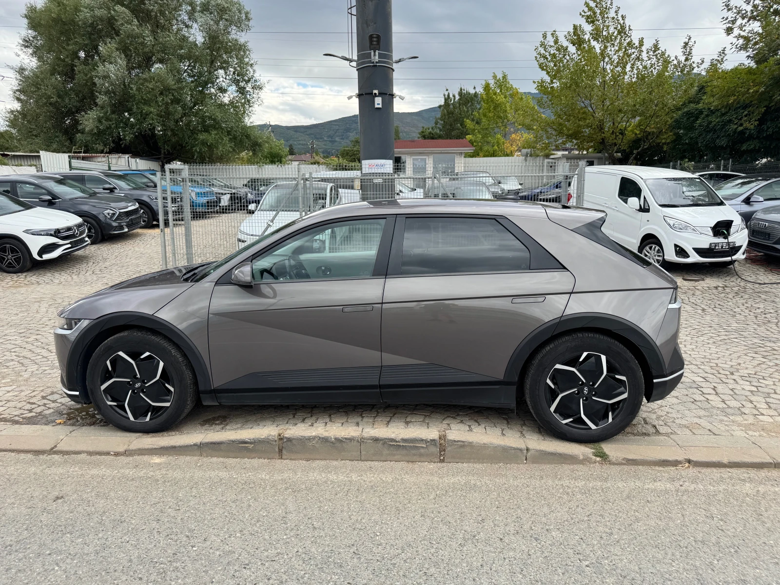 Hyundai Ioniq 5 4x4 — 4