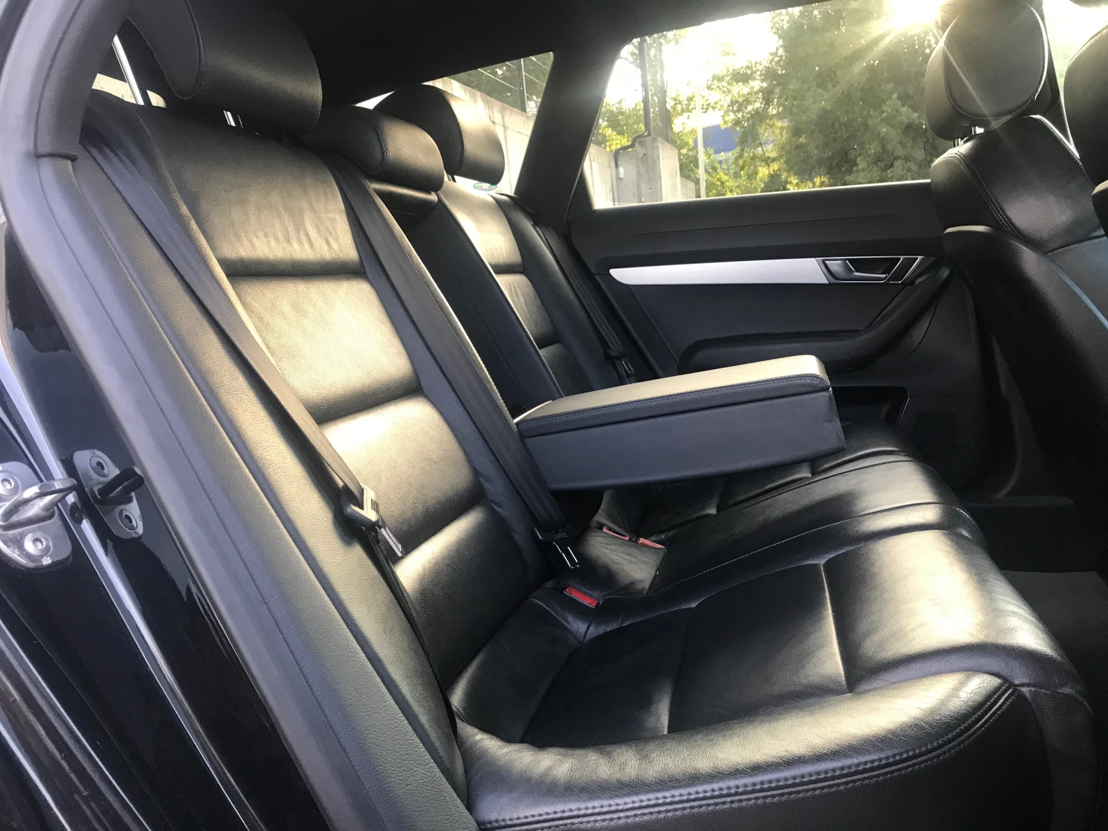 Audi A6 3.0TDI/Sline/Quattro/AUTO/NAVI/DVD/Full service!!! — 9