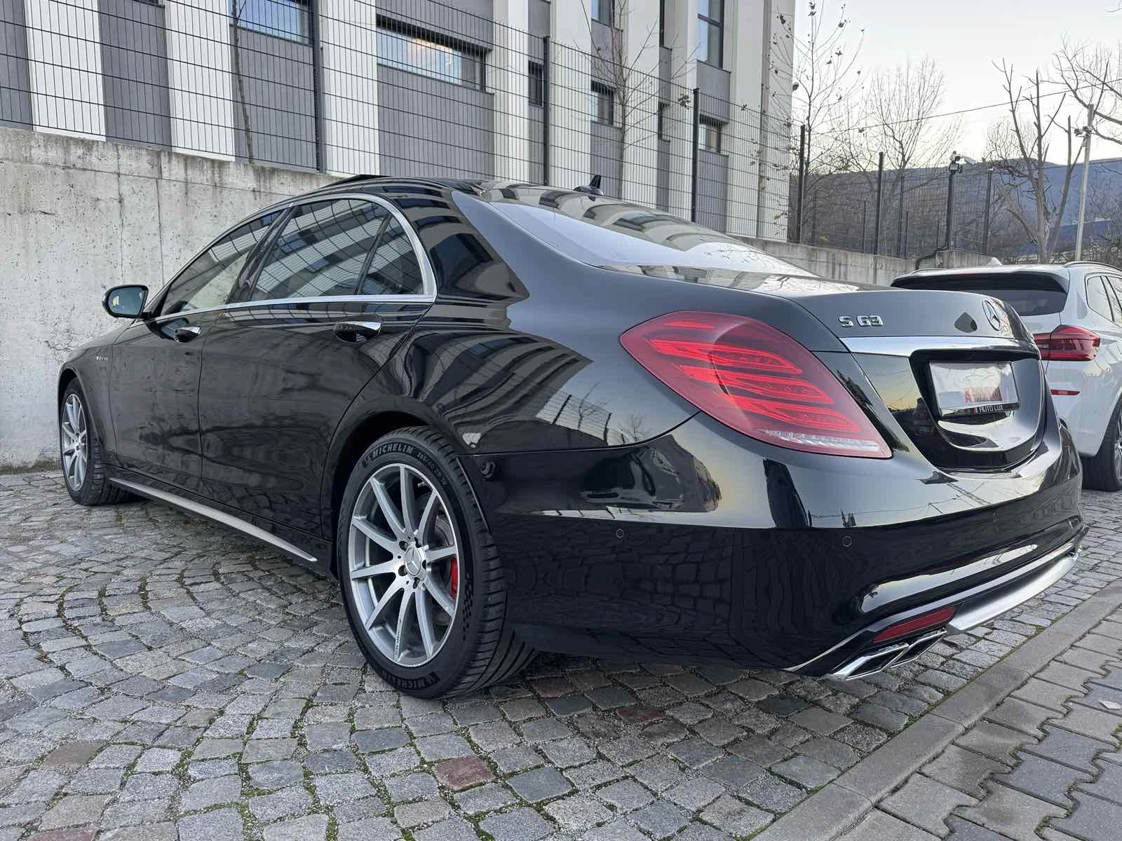 Mercedes-Benz S 63 AMG — 8