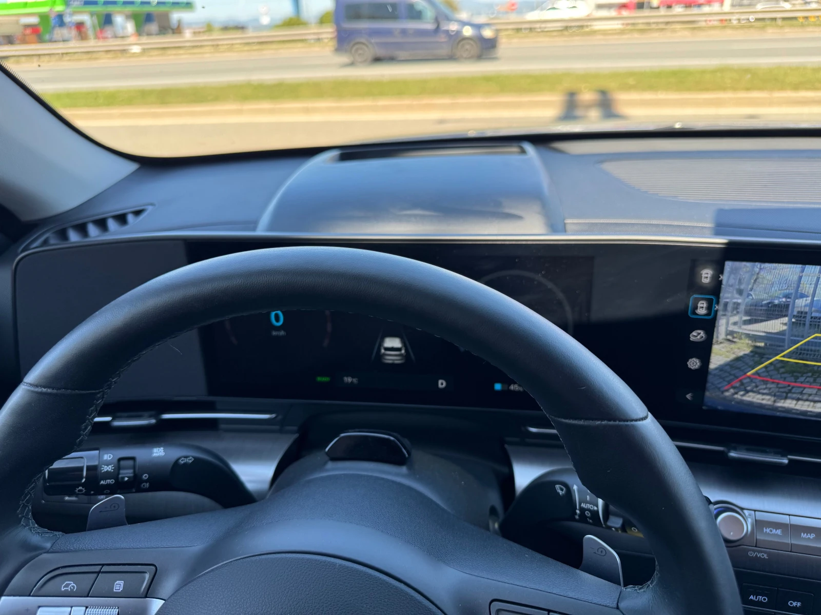 Hyundai Kona 65.4kWh/Leder/Navi/218ps Обява: — 9