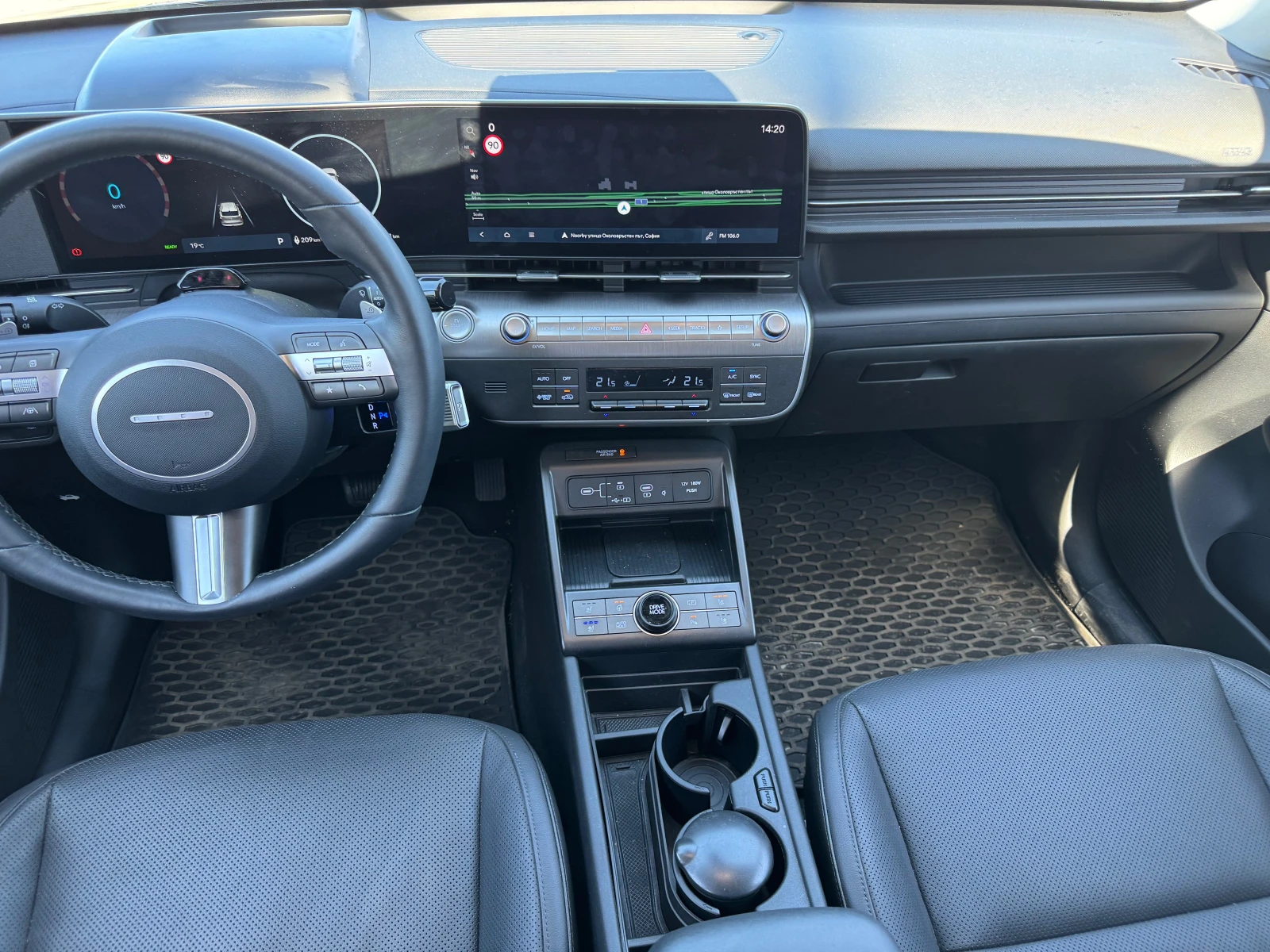 Hyundai Kona 65.4kWh/Leder/Navi/218ps Обява: — 13