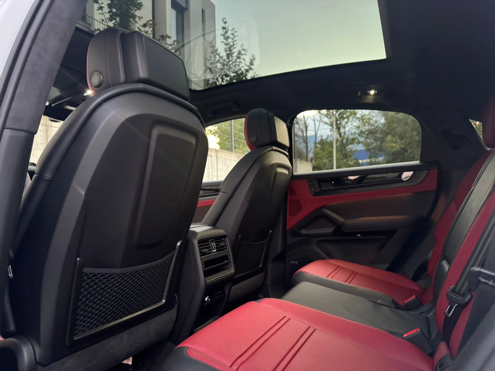Porsche Cayenne GTS/PANO/360/TV/HD MATRIX/Пълна — 13