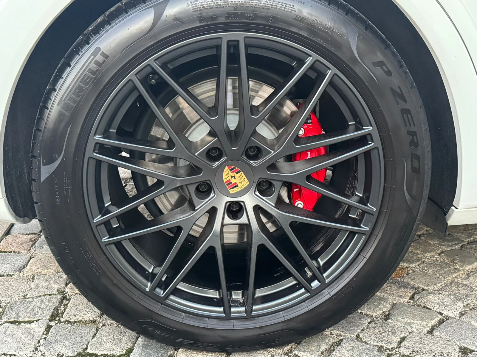 Porsche Cayenne GTS/PANO/360/TV/HD MATRIX/Пълна — 17