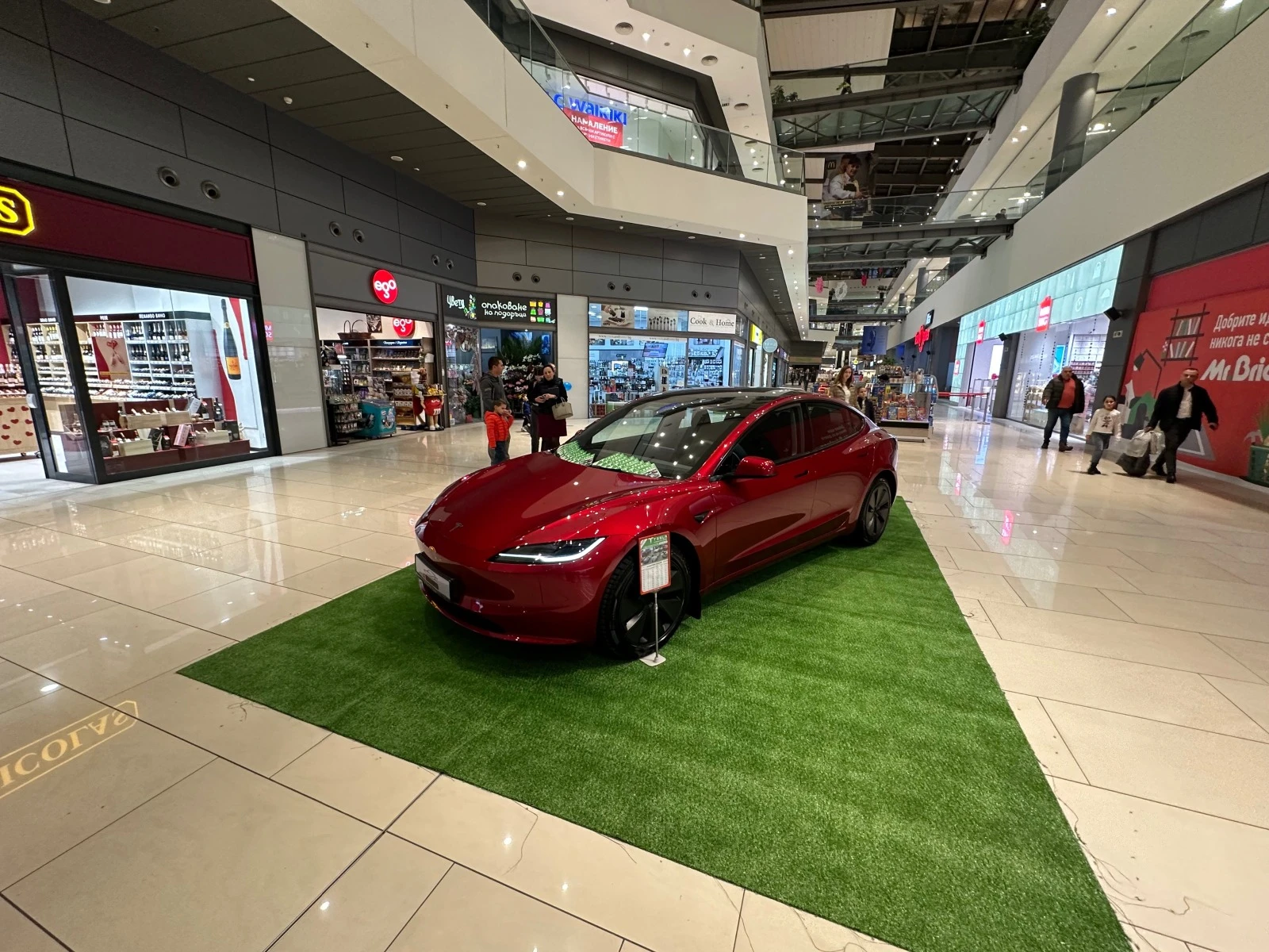 Tesla Model 3 2025-model/Sofia — 6