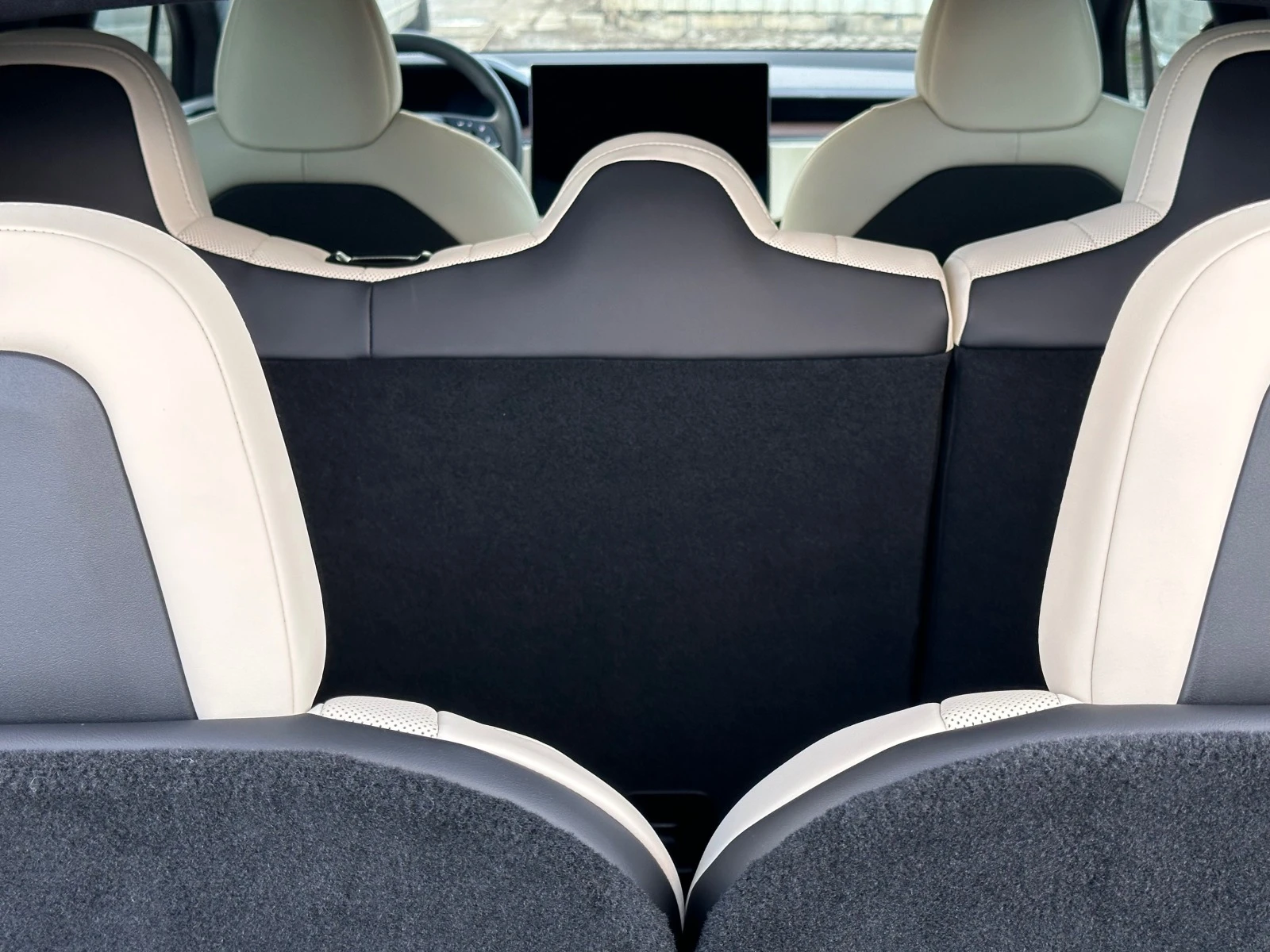 Tesla Model X 5 — 10