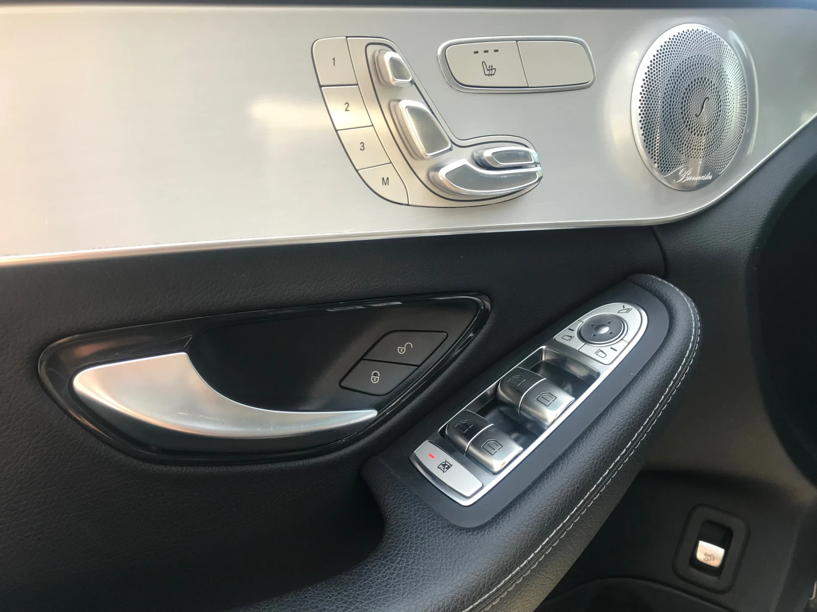 Mercedes-Benz C 300 4matik/AUTO/LED/NAVI/360 — 12