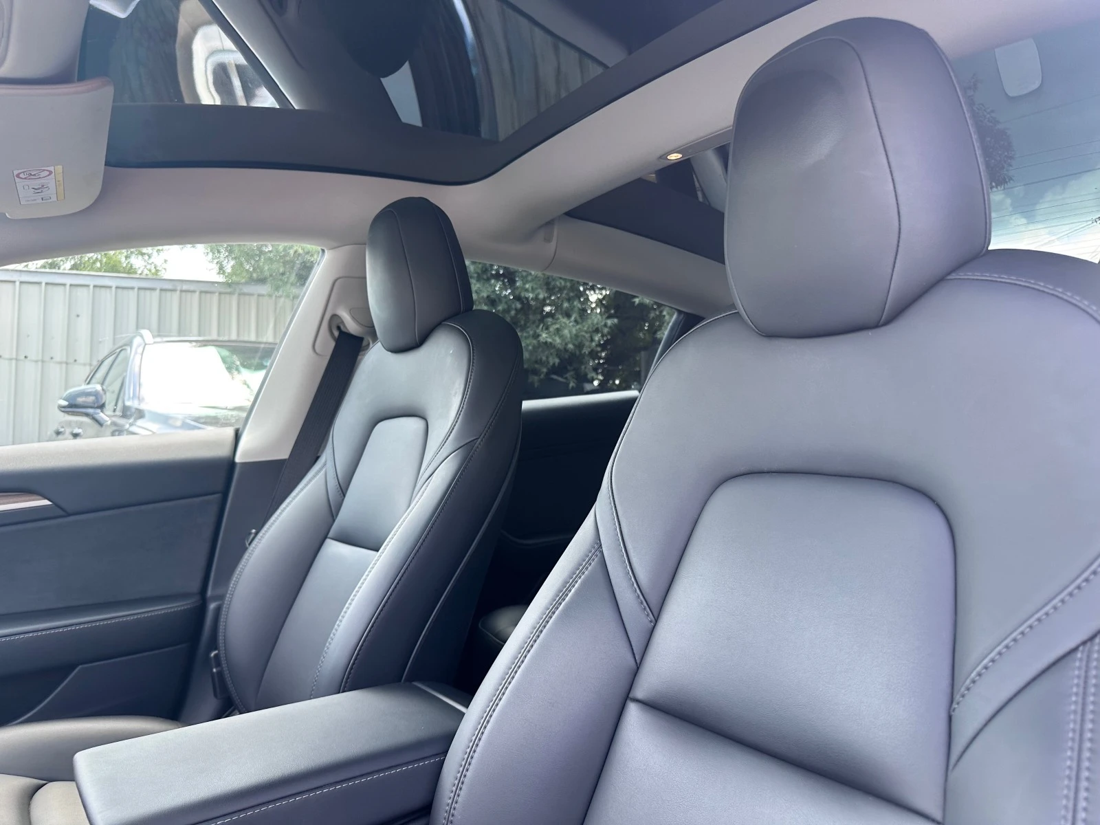 Tesla Model 3 Long — 12