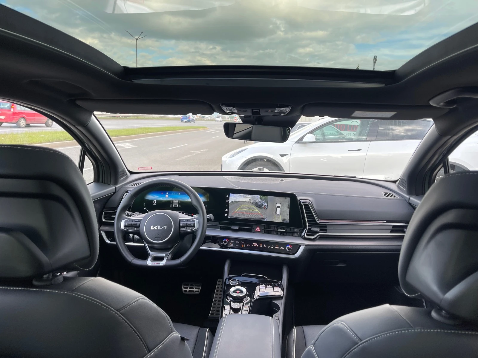 Kia Sportage GT-line\plug-in Обява: — 9