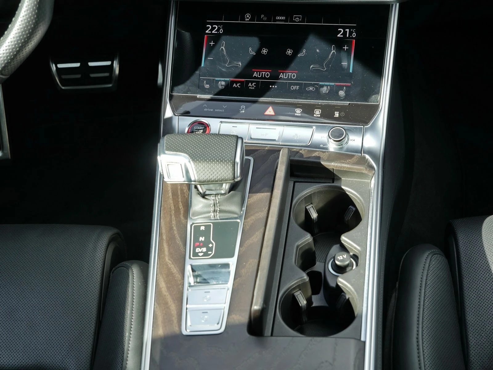 2021 Audi RS6 600HP CERAMIC PANO NAVI LED B&O 591v — 16