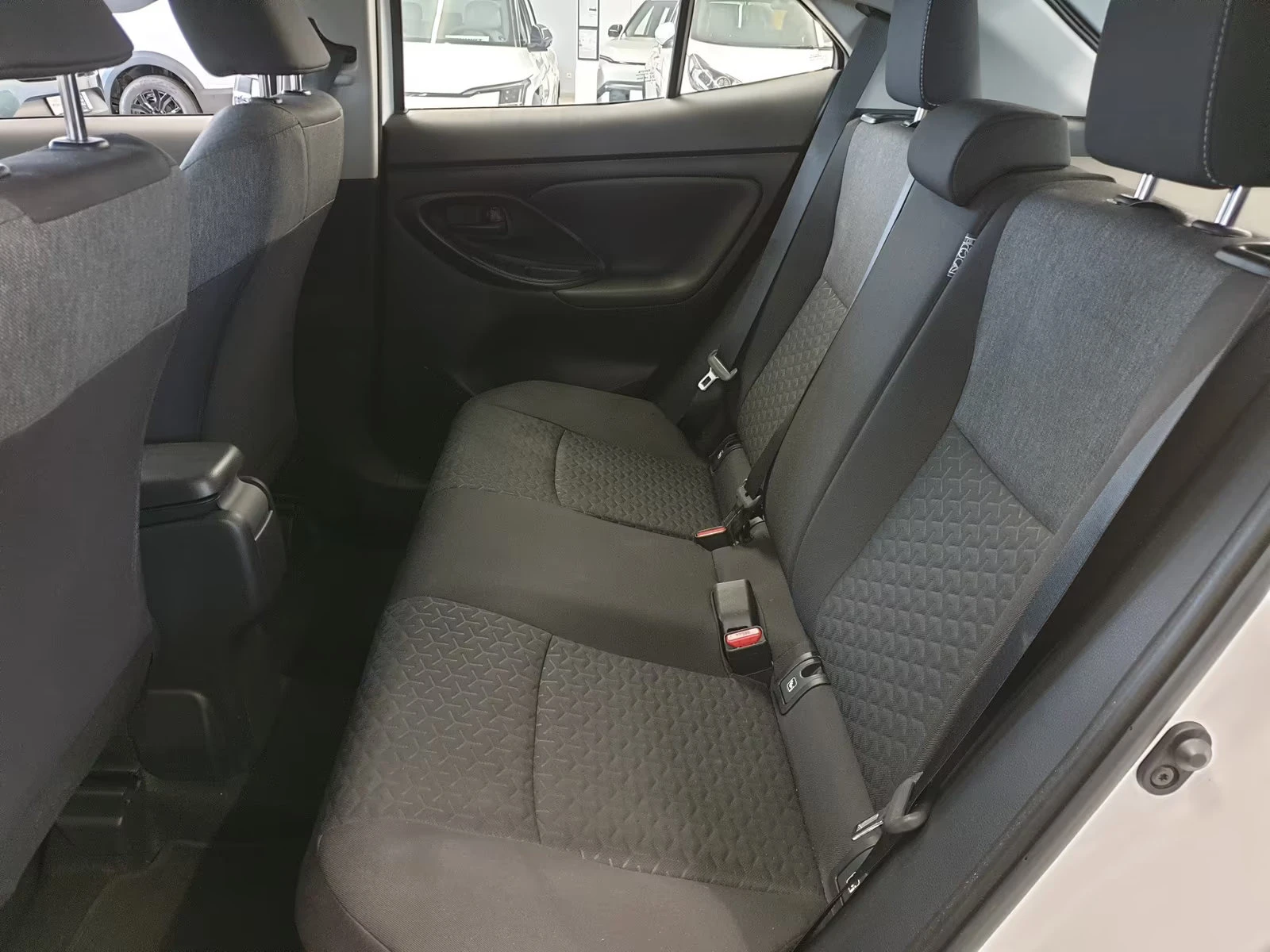 2024 Toyota Yaris Cross COMFORT 116HP CAM NAVI LED L.ASSIST CARPLAY 233g — 15