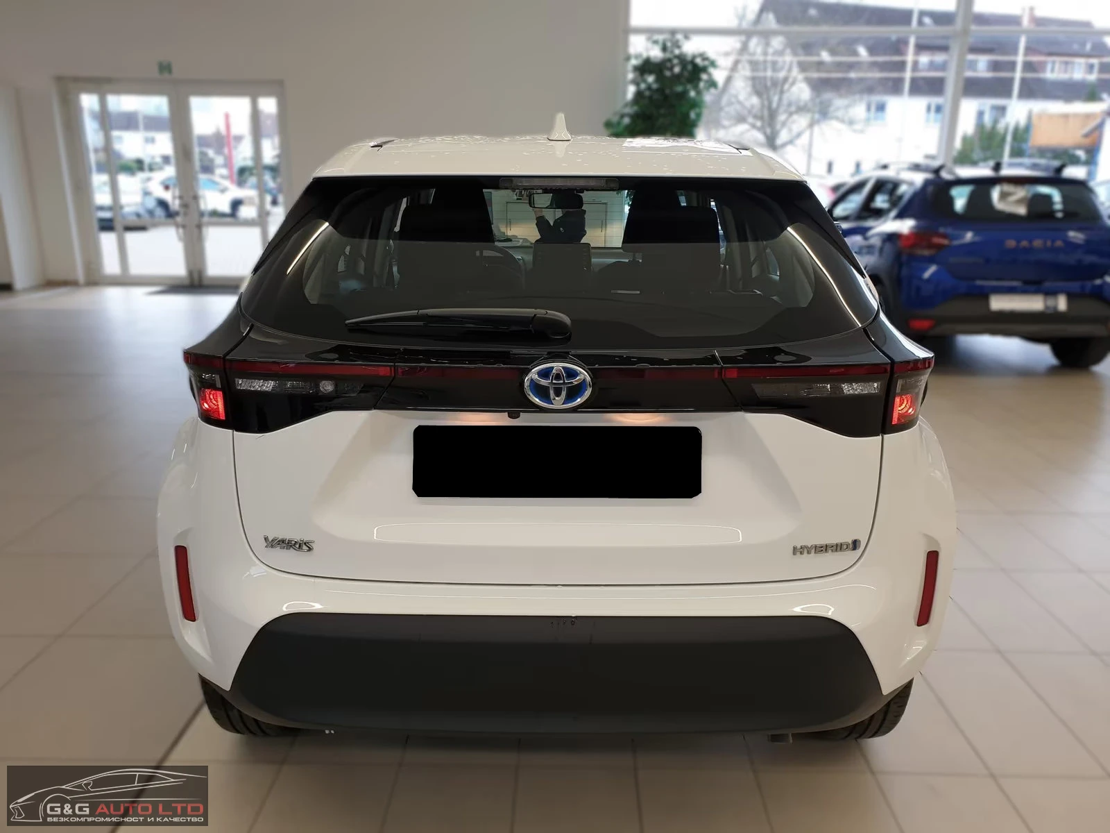 2024 Toyota Yaris Cross COMFORT 116HP CAM NAVI LED L.ASSIST CARPLAY 233g — 6
