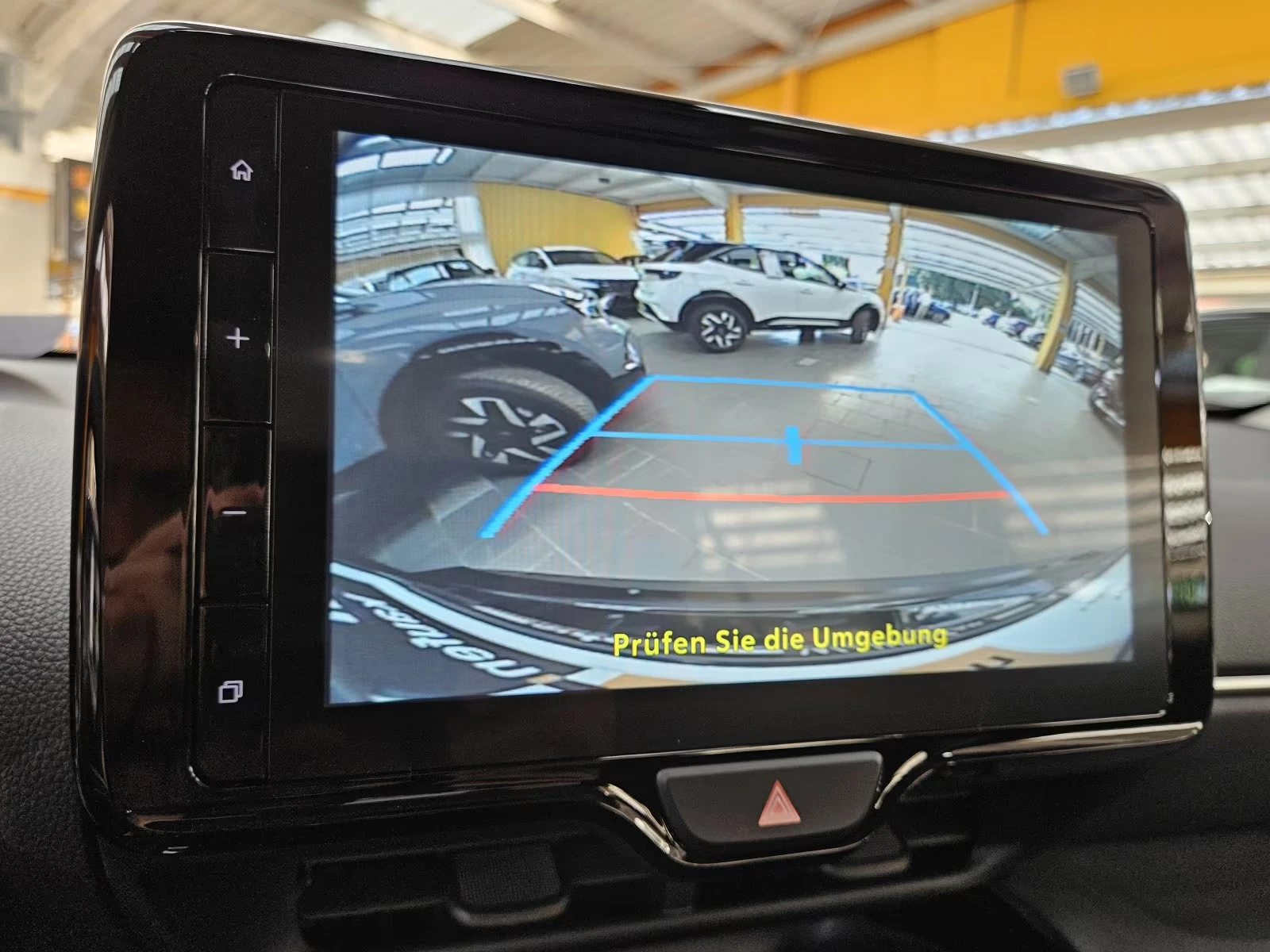 2025 Toyota Yaris Cross HYBRID 116HP CAM NAVI LED KLESS DIGI CARPLAY 234g — 10