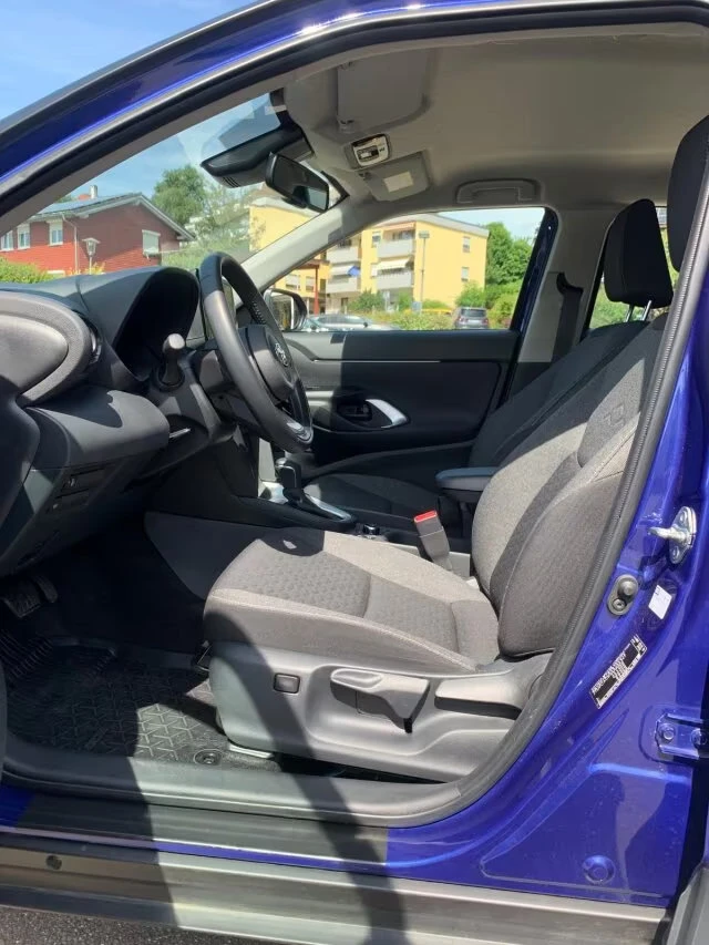 2024 Toyota Yaris Cross COMFORT 116HP 4WD CAM NAVI LED DIGI CARPLAY 238g — 7