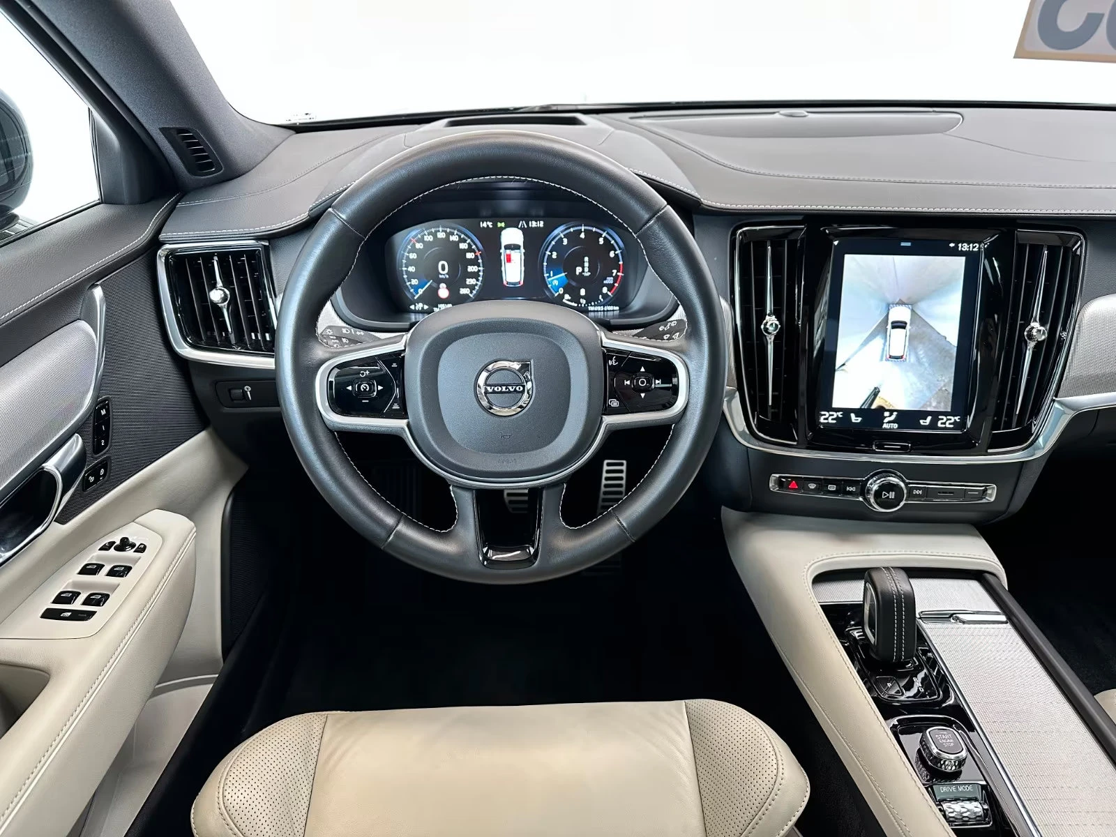 2021 Volvo V90 R-DESIGN 197HP B4 PANO HUD MEMO 360 LED 306gpr — 8