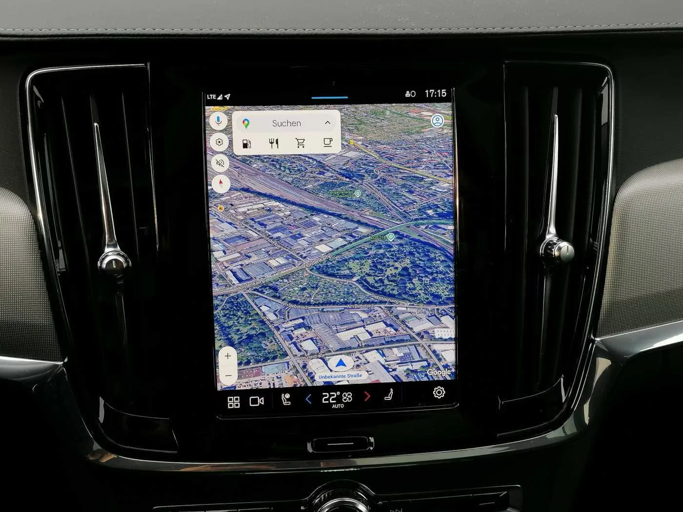 2024 Volvo V90 B4 PLUS-BRIGHT 197HP PANO 360 H&K NAVI LED 307gPR — 7