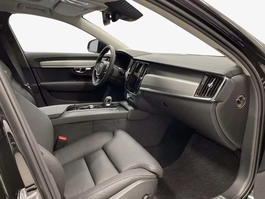 2024 Volvo V90 B4 PLUS-DARK 197HP PANO MEMO 360 H&K NAVI LED 309g — 11