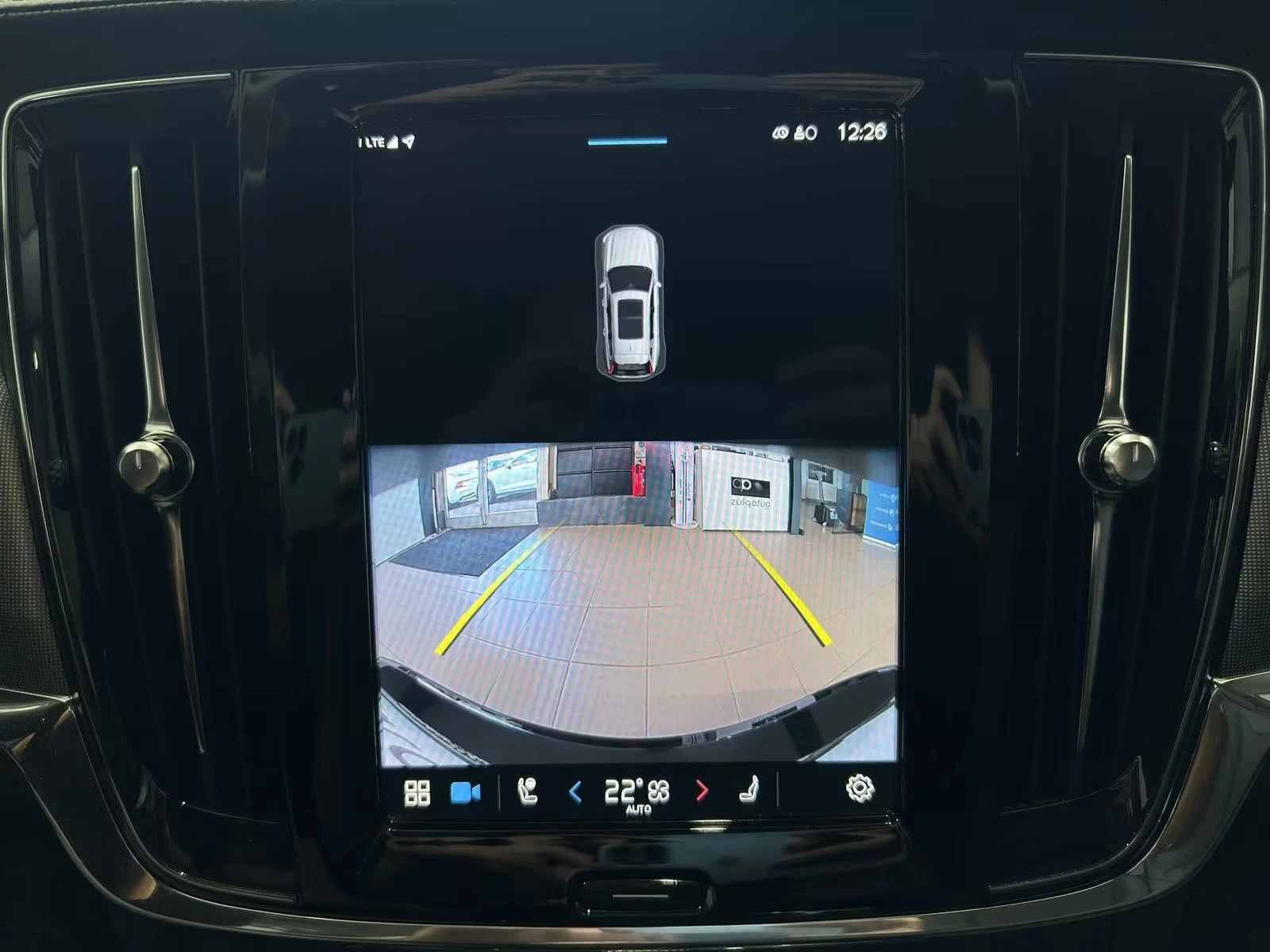 2023 Volvo V90 T6 PLUS-BRIGHT 398HP PANO AHK H&K CAM 311gpr — 12