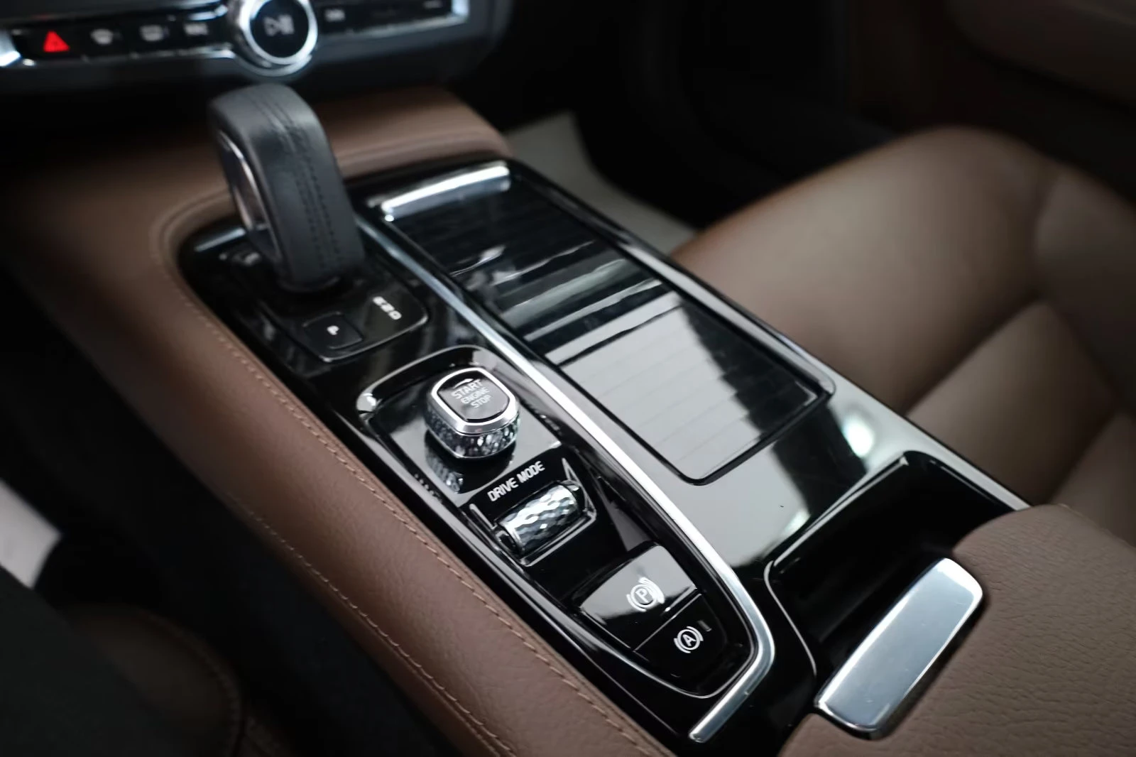 2021 Volvo V90 T6 INSCRIPTION 341HP PANO NAVI CAM LED KLESS 312g — 14