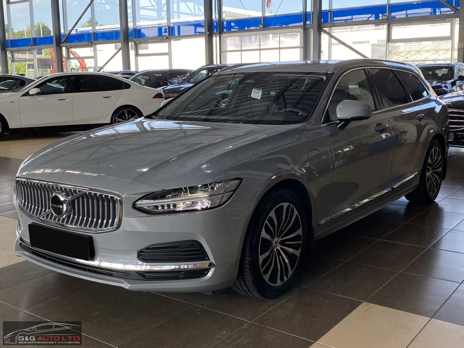 Volvo V90