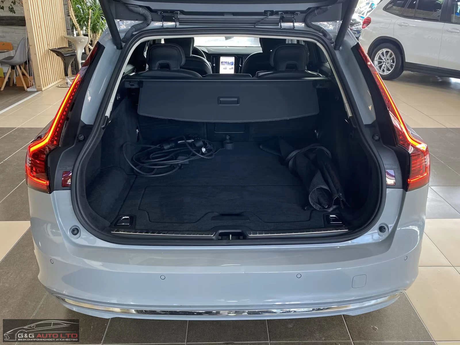 2024 Volvo V90 CORE 398HP AWD CAM NAVI LED KLESS 314g — 7