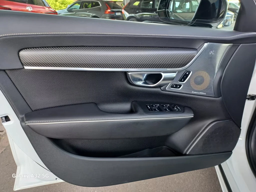 2020 Volvo S90 R-DESIGN 392HP MEMO B&W 360 AHK HUD NAVI 323g — 13