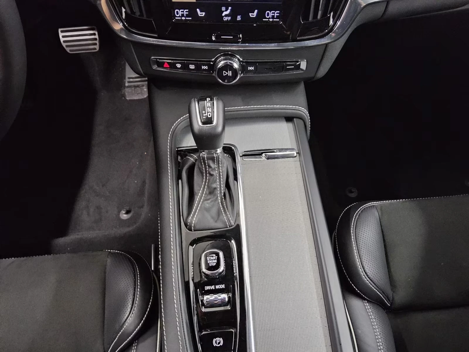 2020 Volvo S90 R-DESIGN 235HP MEMO CAM NAVI LED KLESS 324g — 8