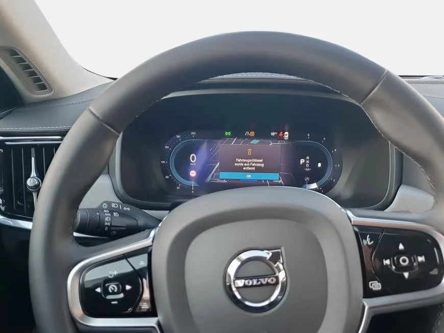 2024 Volvo S90 ULTIMATE-BRIGHT 235HP PANO MEMO HUD 360 H&K 325g — 9