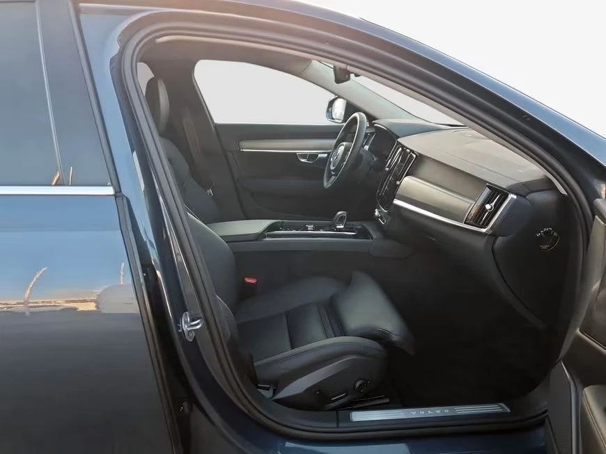 2024 Volvo S90 ULTIMATE-BRIGHT 235HP PANO MEMO HUD 360 H&K 325g — 12