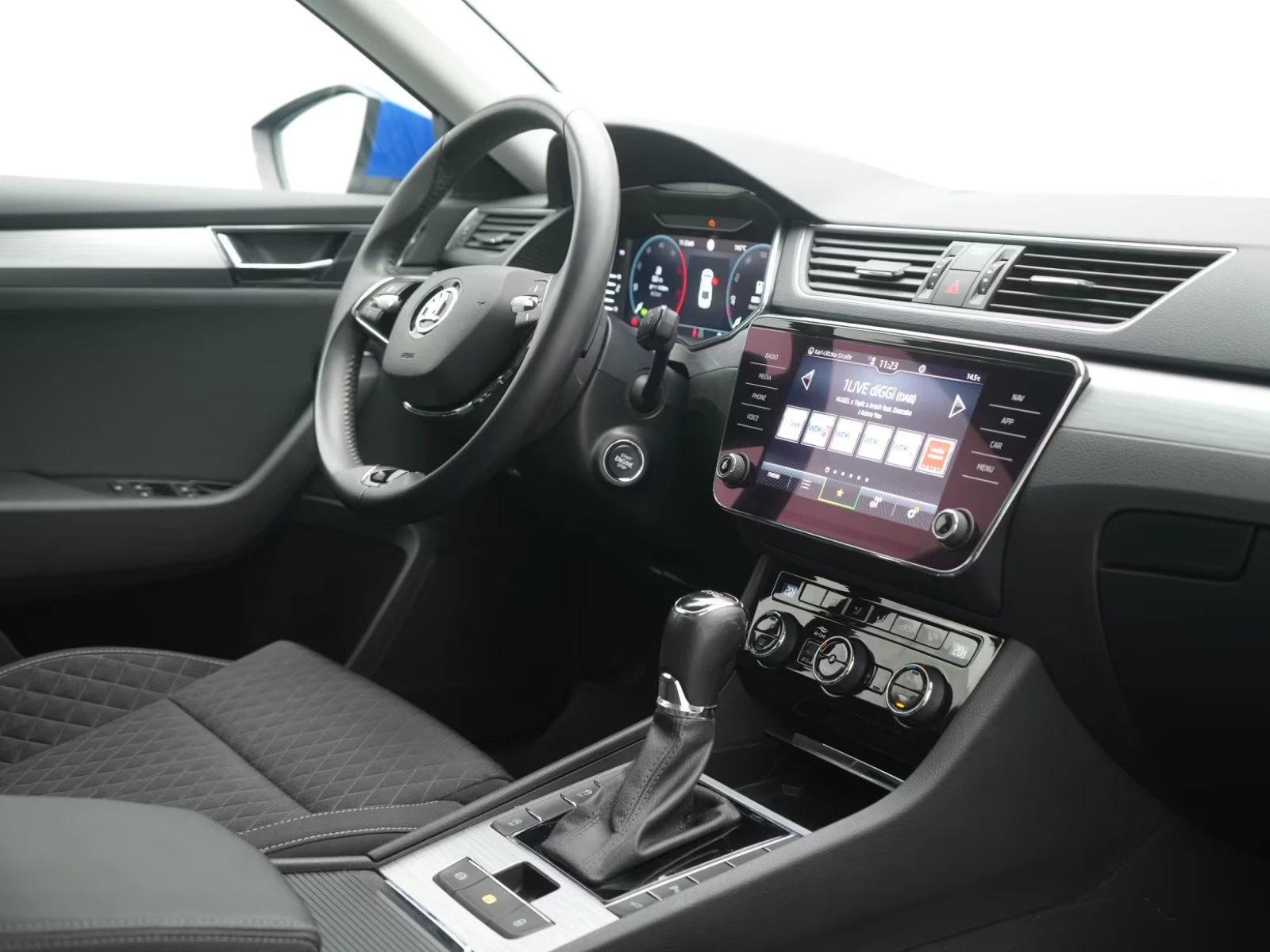2022 Skoda Superb AMBITION 200HP DSG CAM NAVI LED 742v — 9