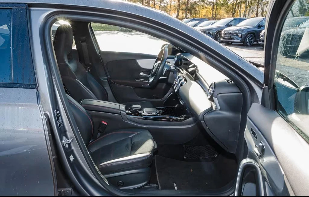 2020 Mercedes-Benz A 45 AMG 4MATIC 387HP PANO 360 HUD DISTR BURM MEMO 671g — 10