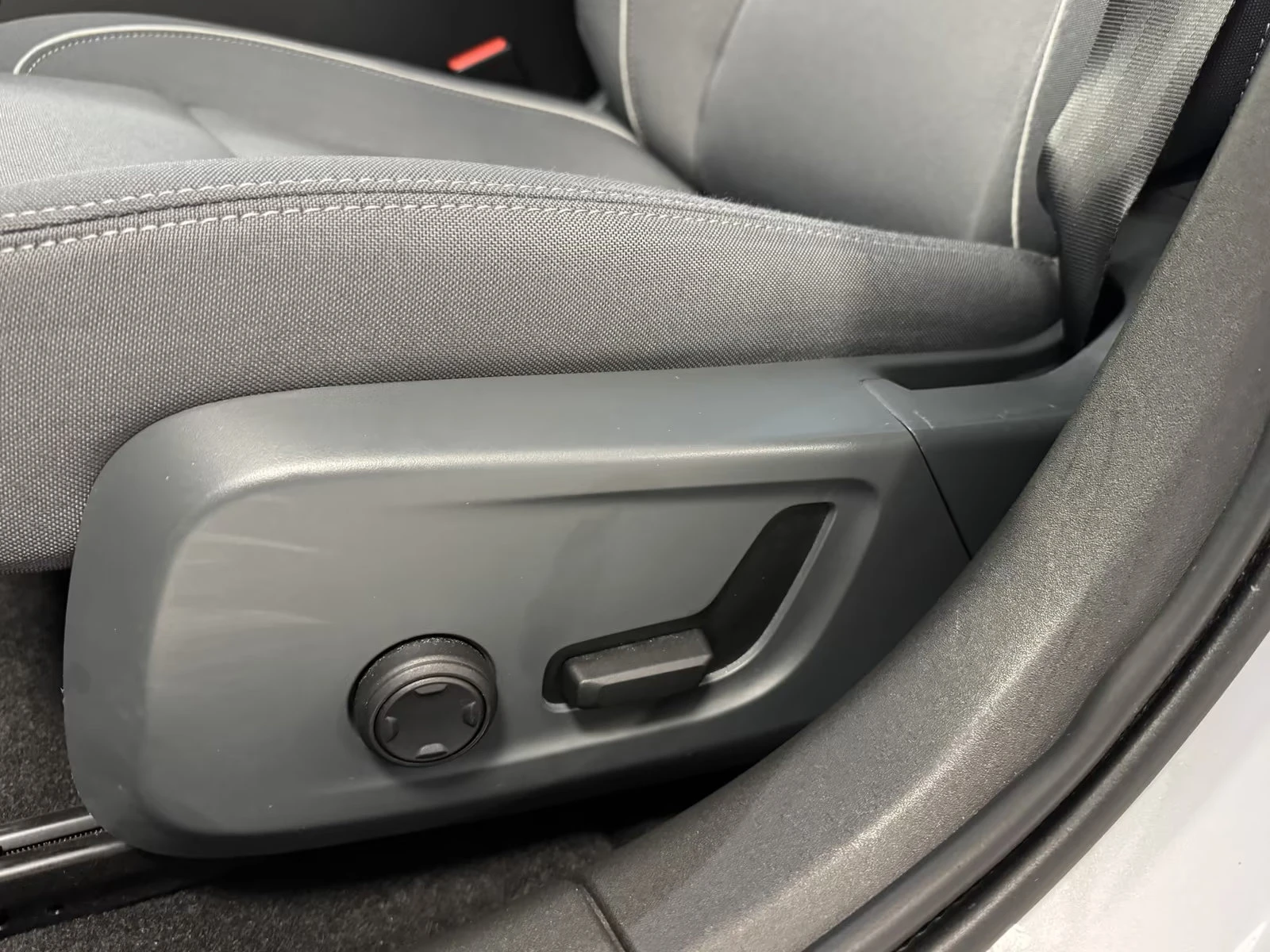 2021 Polestar 2 231HP — 15
