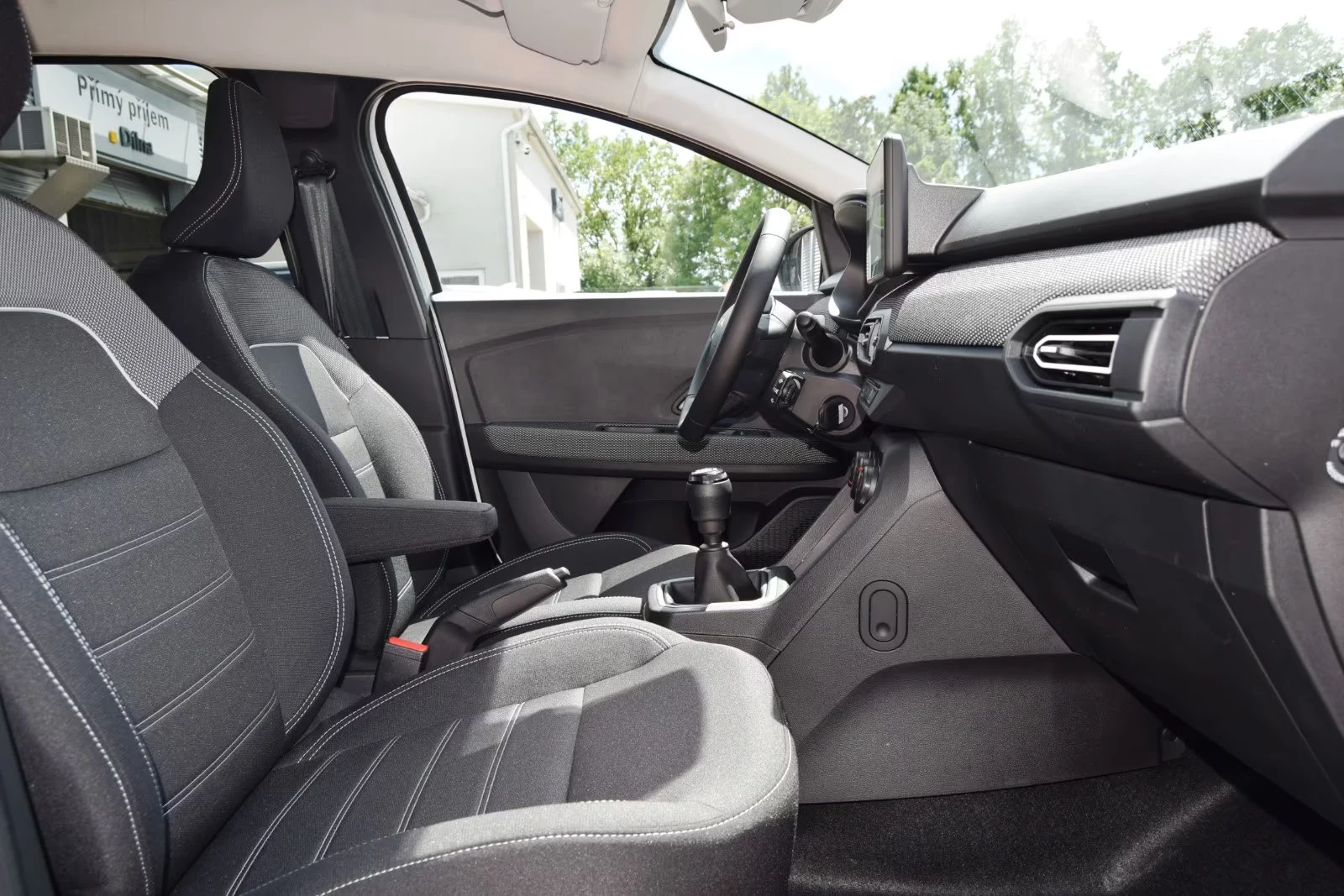 2025 Dacia Jogger НОВ! EXPRESSION 101HP CAM NAVI LED CPLAY ACC 688gP — 9