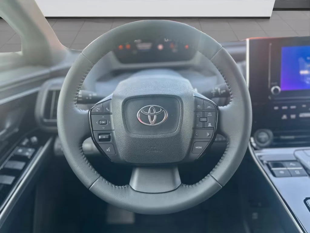 2025 Toyota bZ4X НОВ!COMFORT 204HP FWD CAM CPLAY LED NAVI KLES 694g — 11