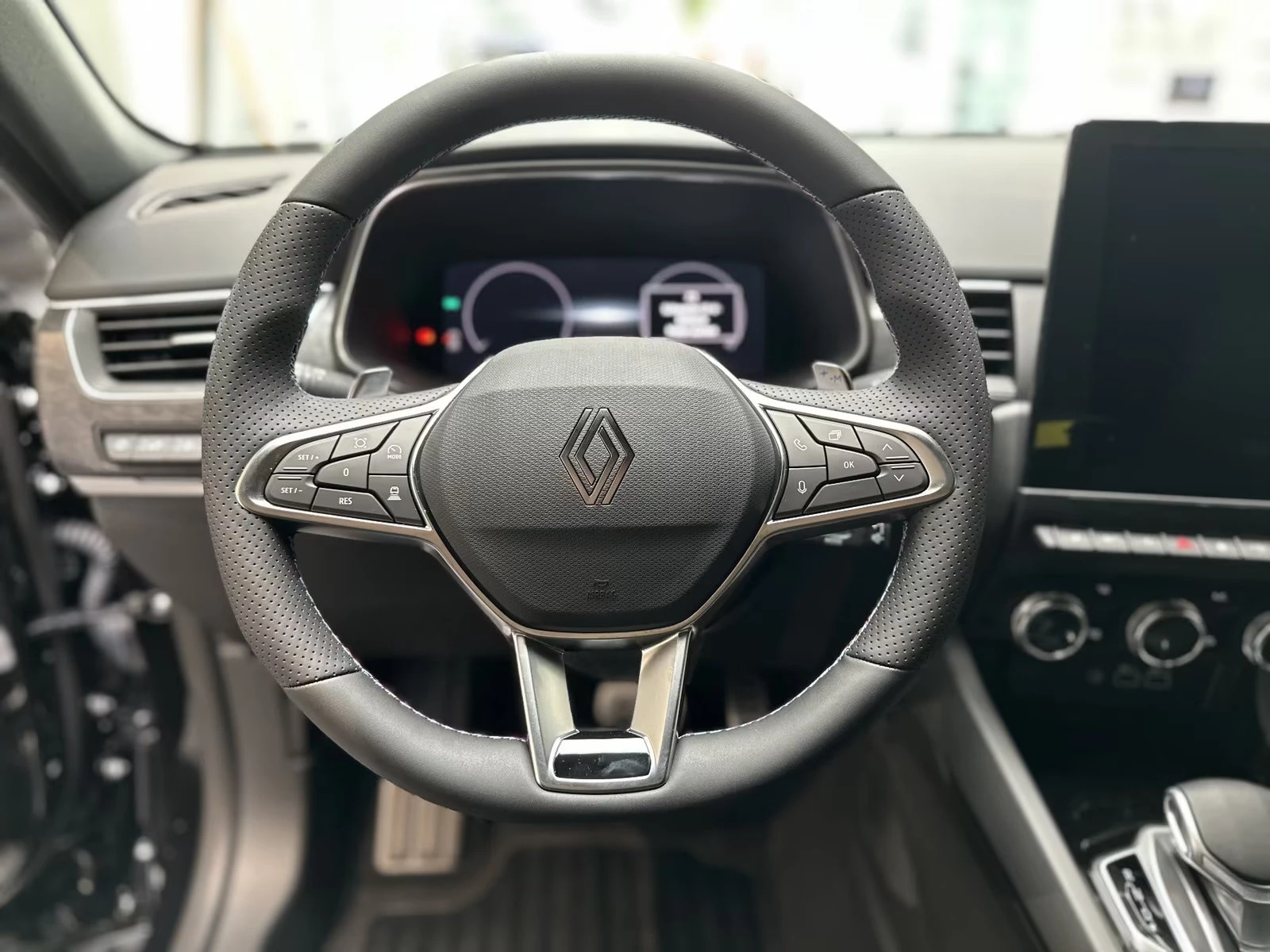 2025 Renault Arkana ESPRIT-ALPINE 158HP MHEV 360 KLESS LED NAVI 707g — 8