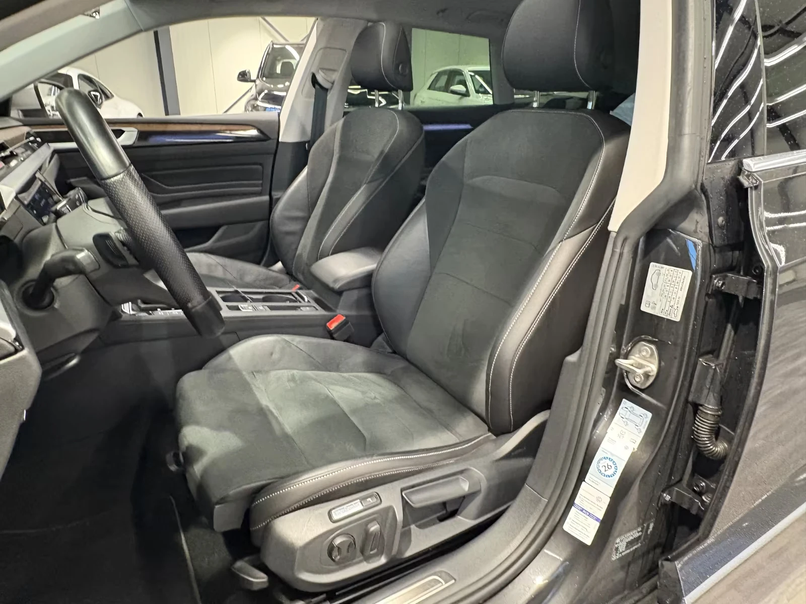 2022 Volkswagen ELEGANCE 190HP MASSAGE CAM AHK ACC LED 124h — 9
