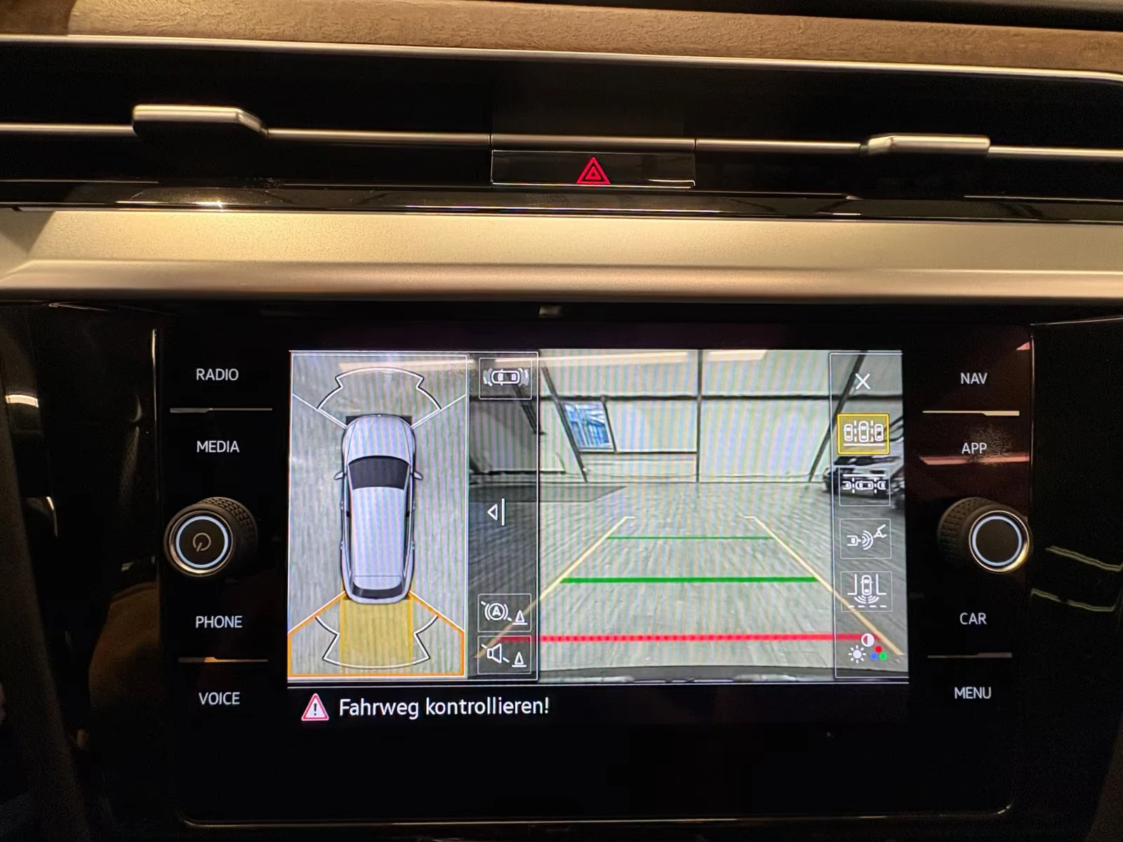 2022 Volkswagen ELEGANCE 190HP MASSAGE CAM AHK ACC LED 124h — 12