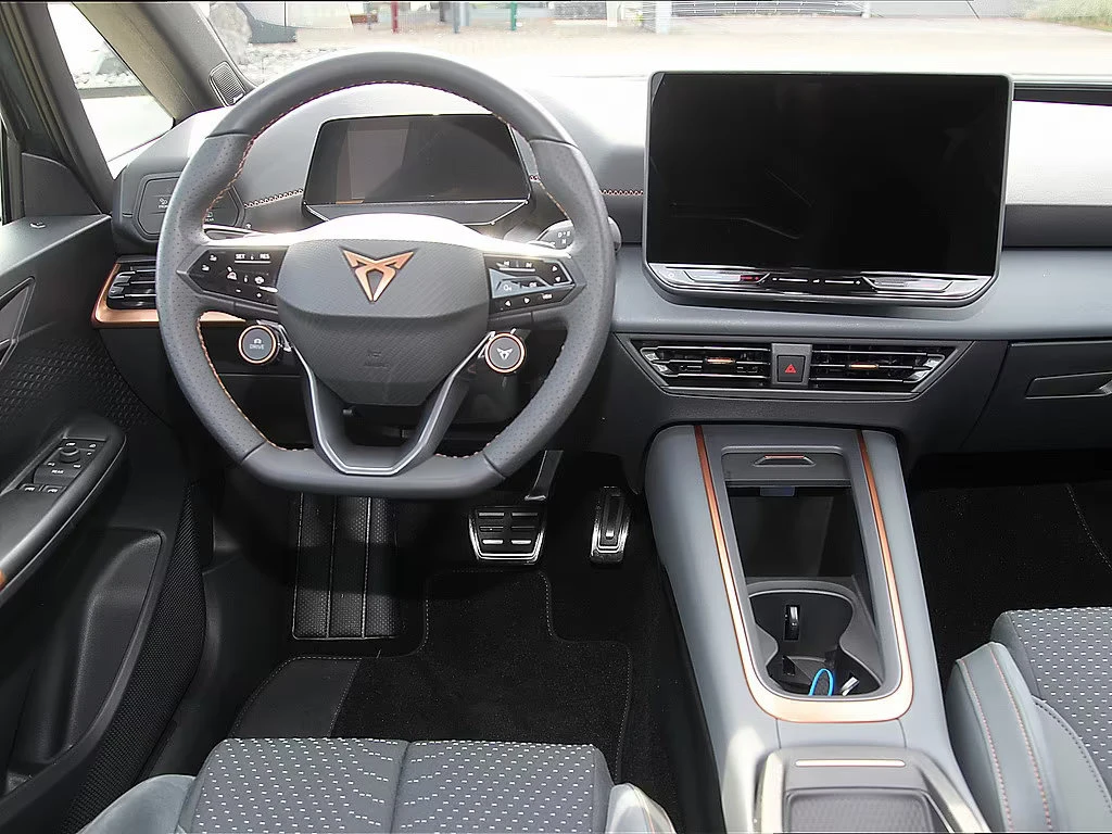 2024 Cupra Born VZ 326HP PANO 360 MEMO HUD NAVI LED CPLAY 776g — 6