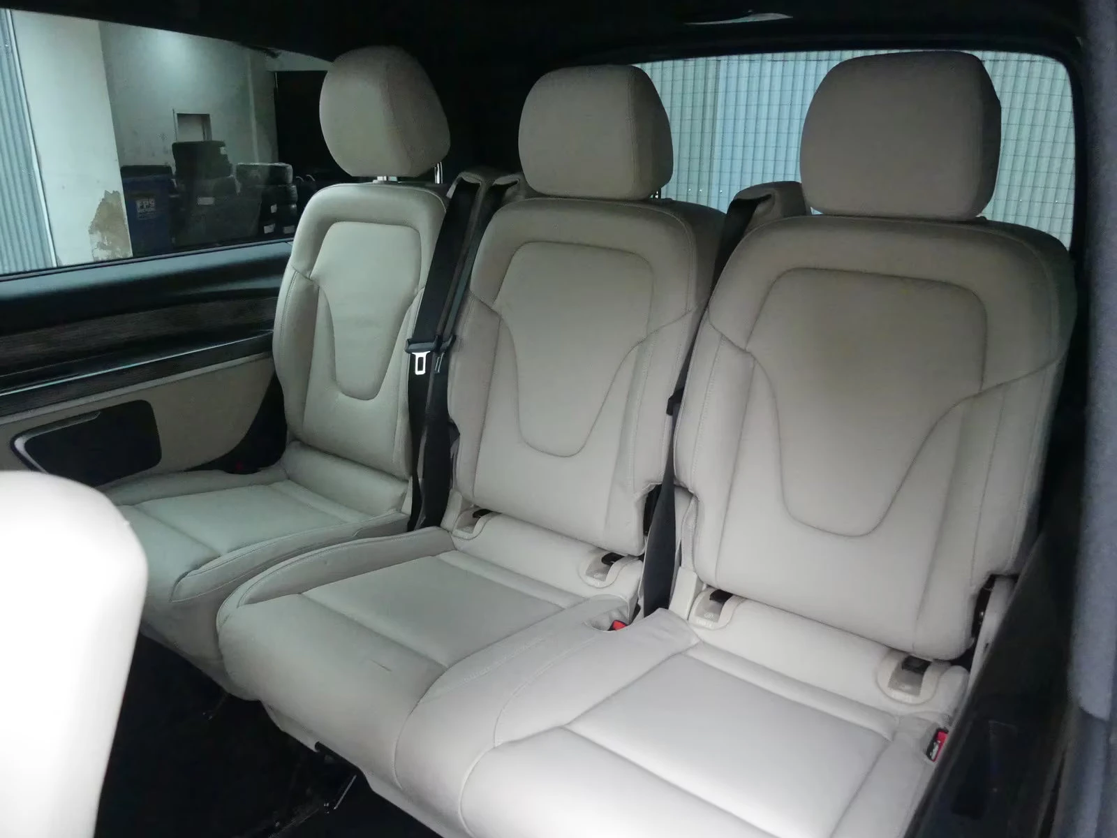 2020 Mercedes-Benz V 300 DIESEL 237HP AMG AVANTGARD 360 ОБДУХВАНЕ 934v — 9